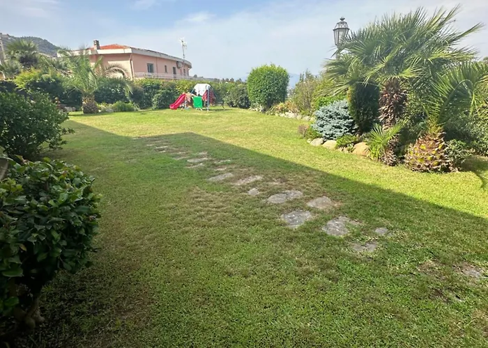 Santatrada23 Villa *